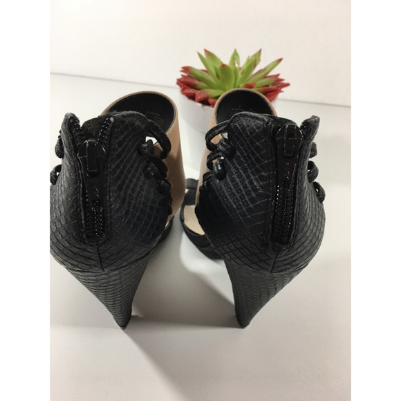 Patron by Perugia heels size 8 - Picture 5 of 7